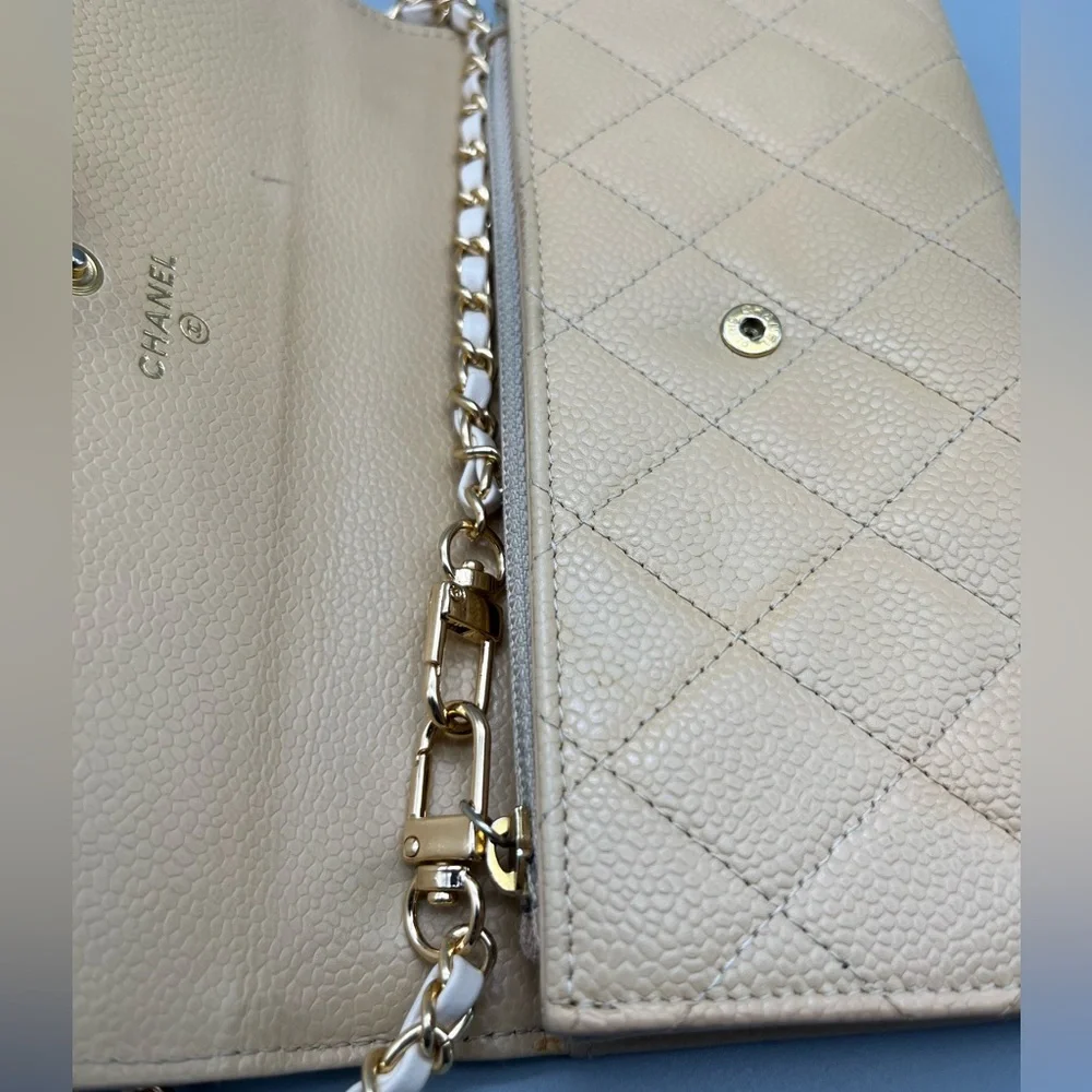 CHANEL 💛100% autentic